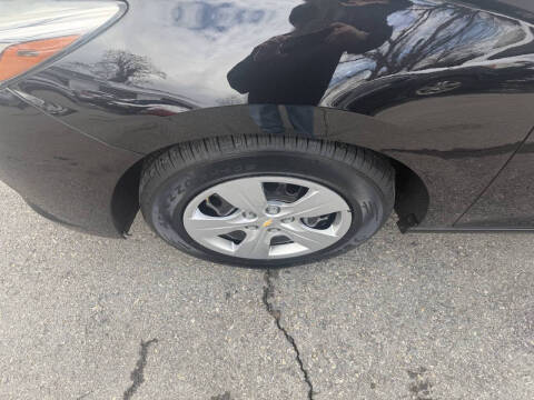 2017 Chevrolet Cruze LS Auto