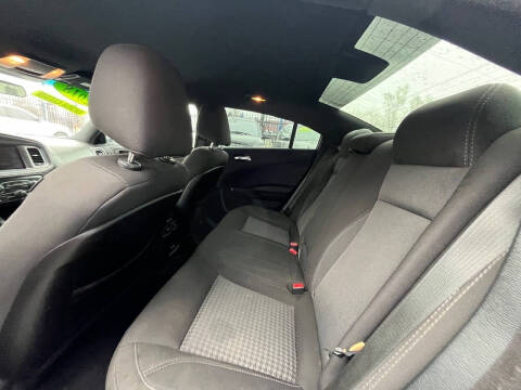 2018 Dodge Charger SXT