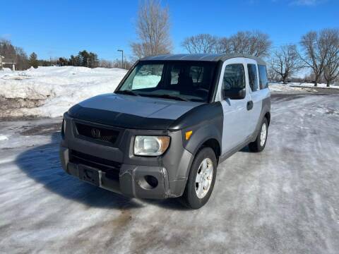 2003 Honda Element for sale at D & T AUTO INC in Columbus MN