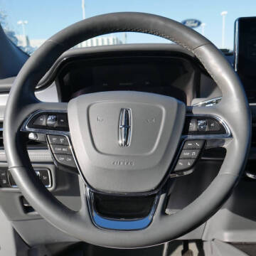 2021 Lincoln Nautilus Reserve