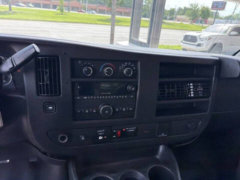 2017 Chevrolet Express 2500