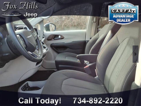 2017 Chrysler Pacifica Touring