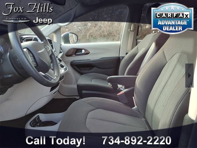 2017 Chrysler Pacifica Touring