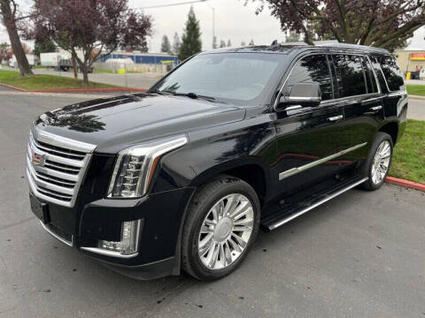 2017 Cadillac Escalade Platinum
