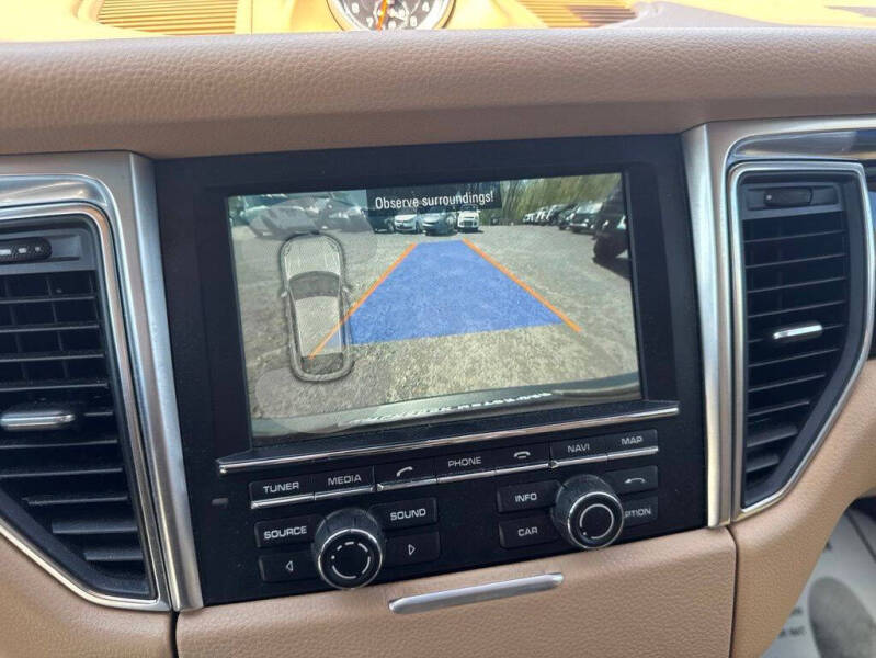 2016 Porsche Macan S