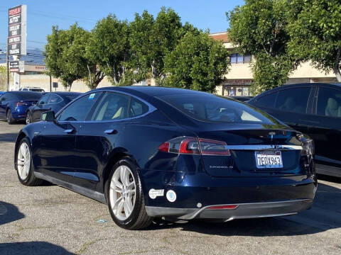 2014 Tesla Model S