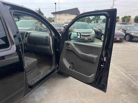 2013 Nissan Frontier S