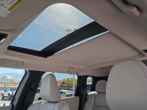 2025 Mitsubishi Outlander SEL Platinum Edition