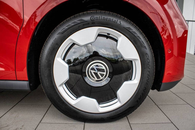 2025 Volkswagen ID. Buzz Pro S Plus