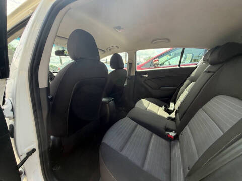 2016 Kia Forte5 LX