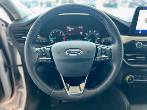 2022 Ford Escape SE
