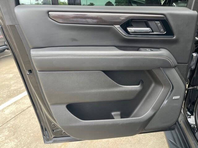 2025 GMC Yukon XL Elevation