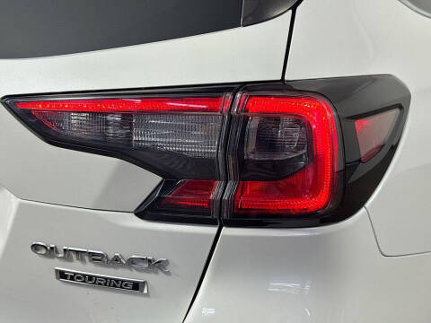 2021 Subaru Outback Touring