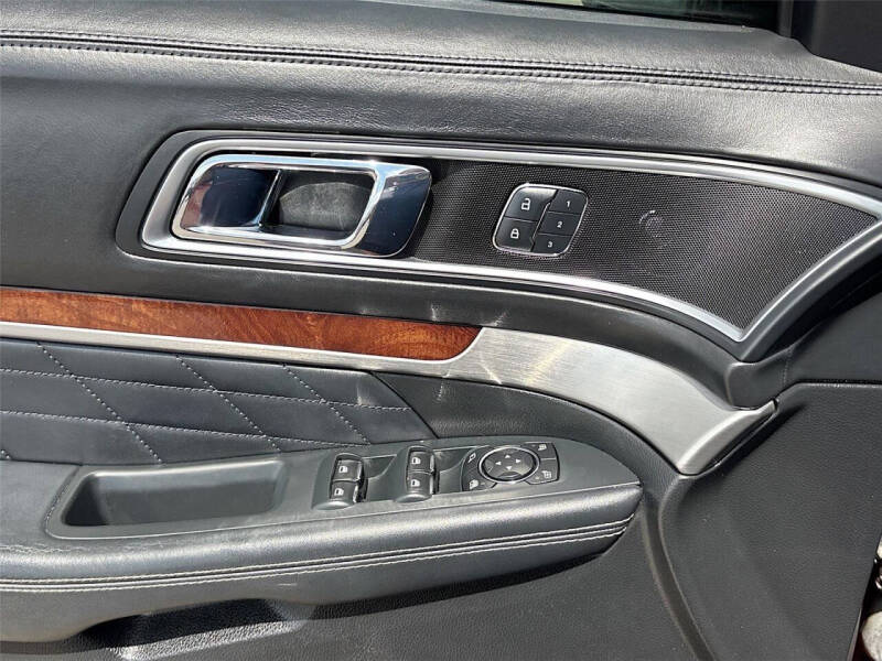 2016 Ford Explorer Platinum