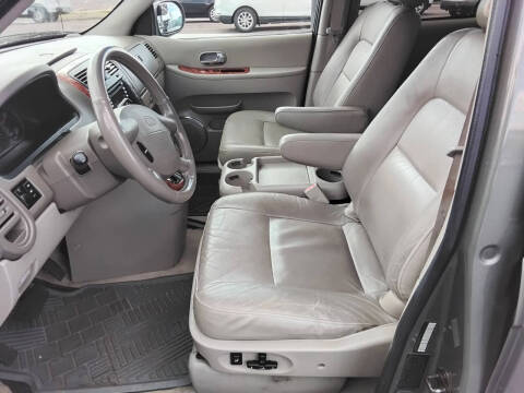 2005 Kia Sedona