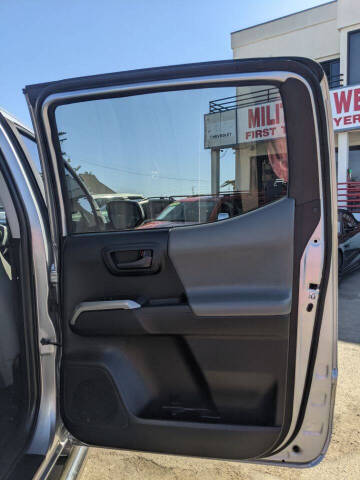 2019 Toyota Tacoma SR5 V6