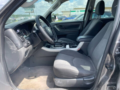 2006 Mazda Tribute i