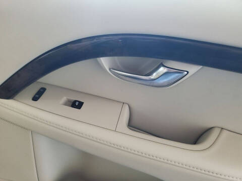 2016 Volvo XC70 T5 Drive-E Platinum