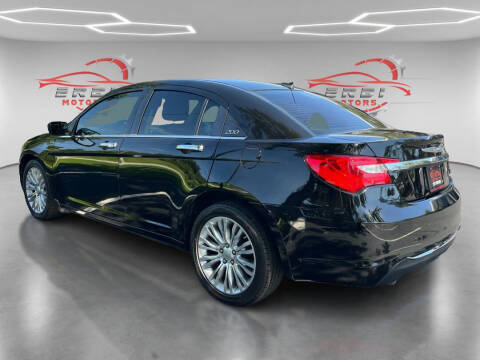 2012 Chrysler 200 Limited