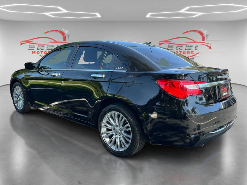 2012 Chrysler 200 Limited