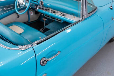 1956 Ford Thunderbird