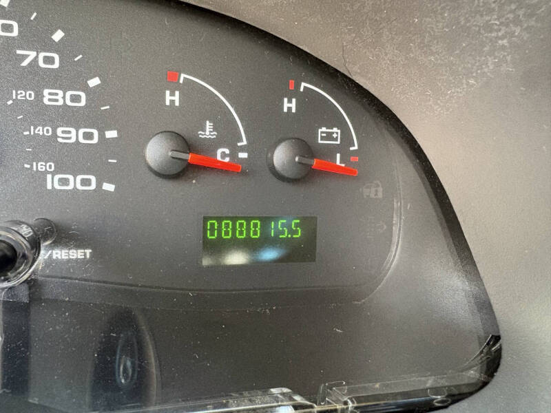 2006 Ford E-Series E-250 SD