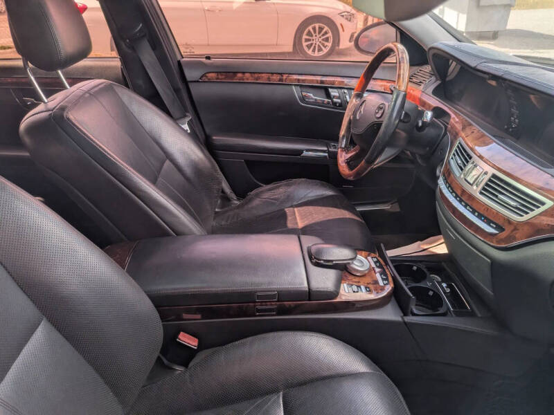 2008 Mercedes-Benz S-Class S 550