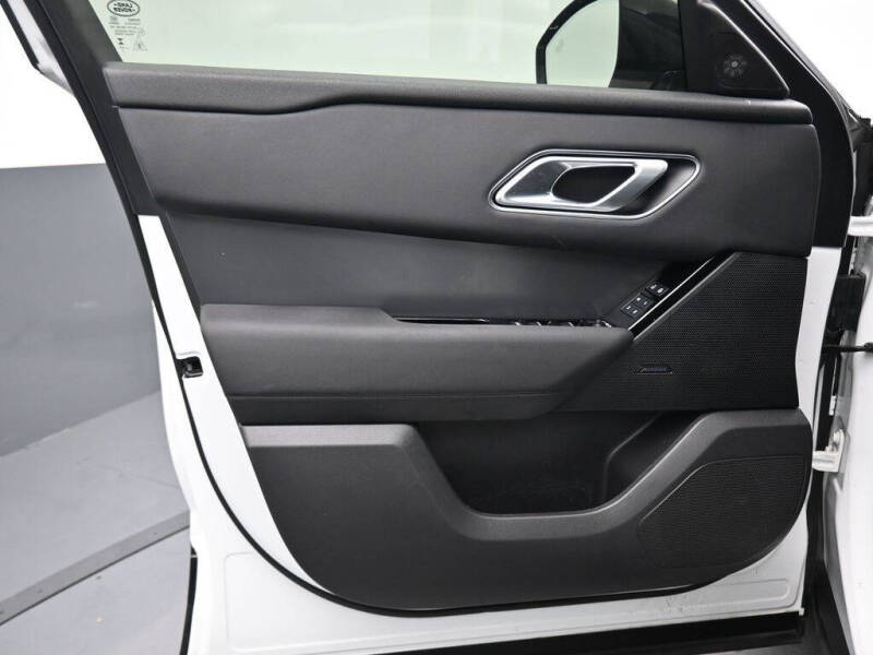 2024 Land Rover Range Rover Velar P250 Dynamic SE