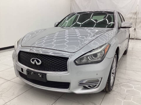 2015 Infiniti Q70 3.7