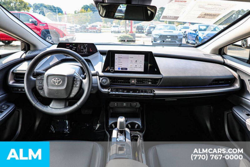 2025 Toyota Prius XLE