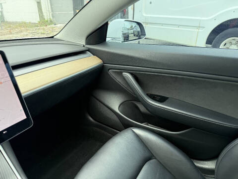 2020 Tesla Model 3 Performance