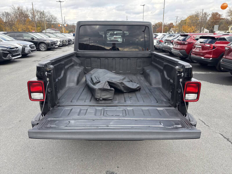 2020 Jeep Gladiator Sport S