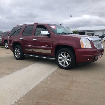 2007 GMC Yukon for sale at UNITED AUTO INC in South Sioux City NE
