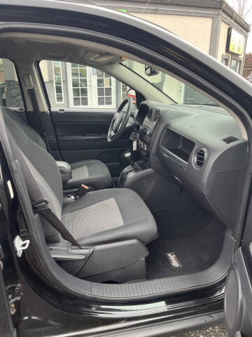 2012 Jeep Compass Sport