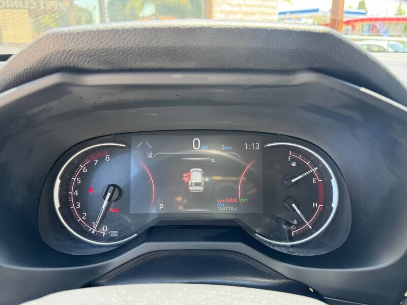 2023 Toyota RAV4 LE
