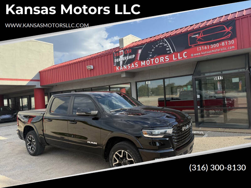 2025 RAM Ram 1500 Pickup Laramie's photo