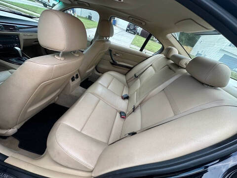 2011 BMW 3 Series 328i