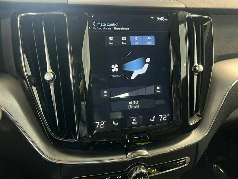 2018 Volvo XC60 T5 Momentum