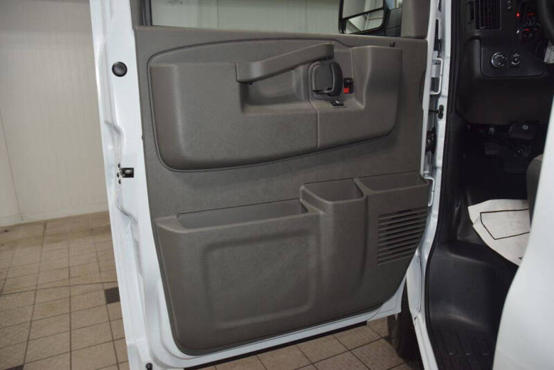2026 Chevrolet Express 2500