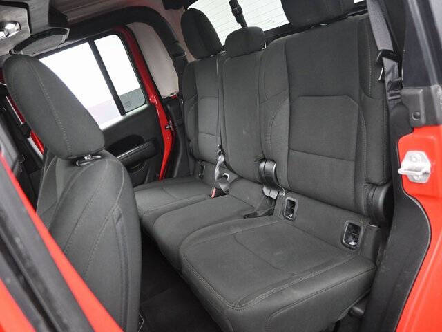 2023 Jeep Gladiator Sport