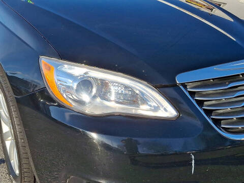 2014 Chrysler 200 Limited