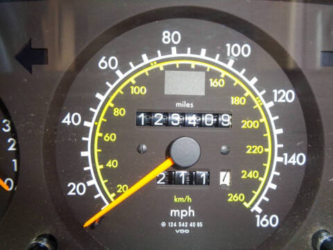 1995 Mercedes-Benz E-Class E 320