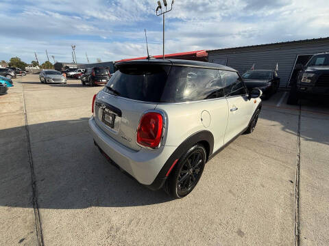 2016 MINI Hardtop 2 Door Cooper