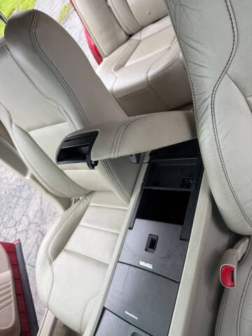 2012 Ford Taurus SEL