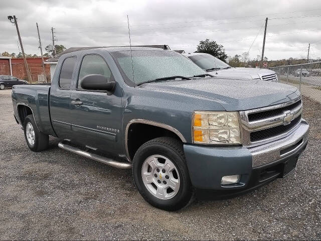 2009 Chevrolet Silverado 1500 for sale at Moss Curtain Motors in Vidalia, GA