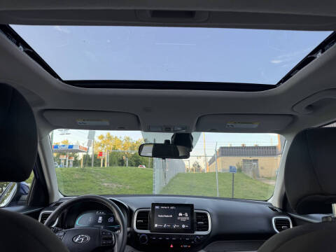 2024 Hyundai Venue SEL