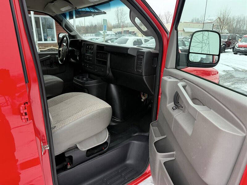 2016 GMC Savana 3500