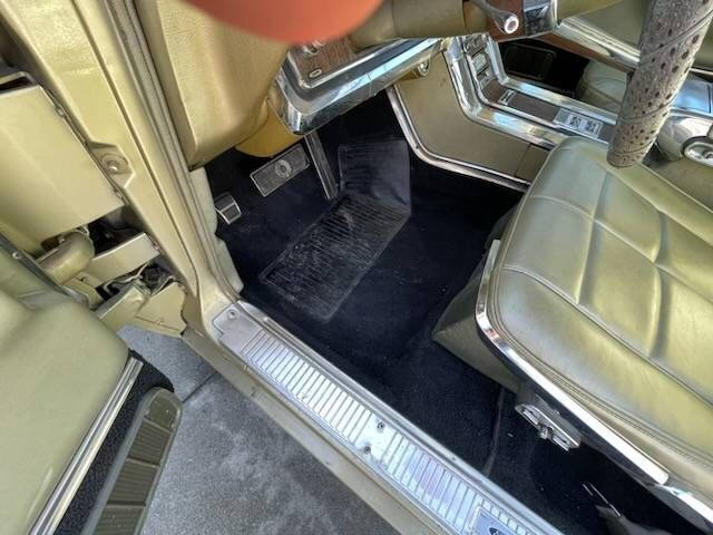 1966 Ford Thunderbird