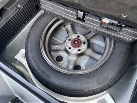 2023 Toyota Venza LE