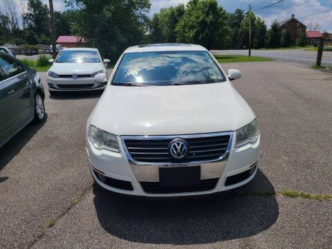 2010 Volkswagen Passat for sale at ULRICH SALES & SVC in Mohnton PA